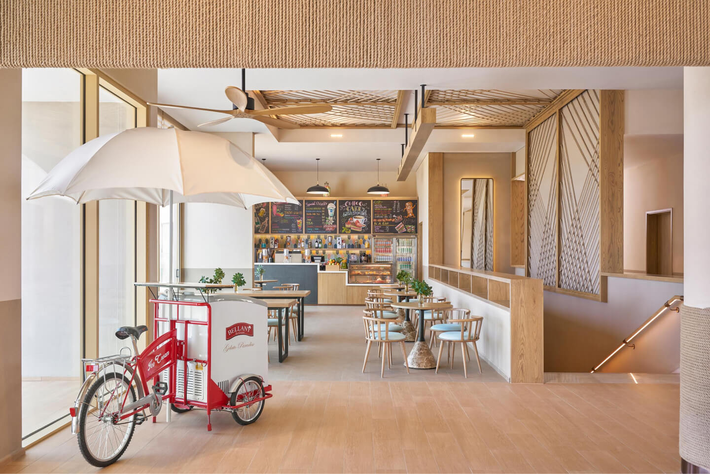 EXPERIENCE | 엔조이 그랜드호짬