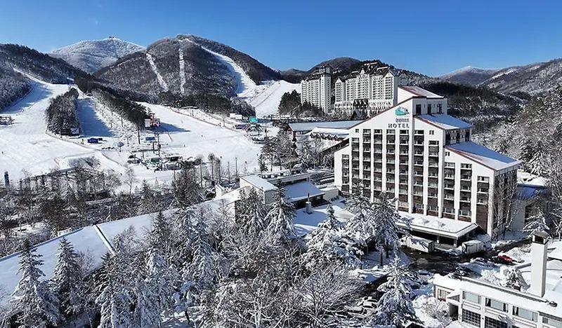 Mona Yongpyong Ski Resort